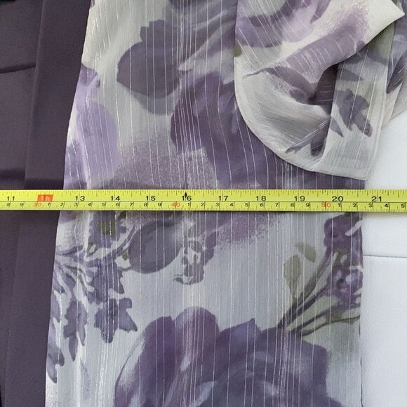 R & M Richard’s Elegant Purple Shimmer Floral Blazer Blouse Lightweight Size 12P - Picture 4 of 9